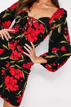 Floral Ruched Fruit Balloon Sleeve Dress -Cheap Dress Store black floral ruched fruit balloon sleeve dress 3