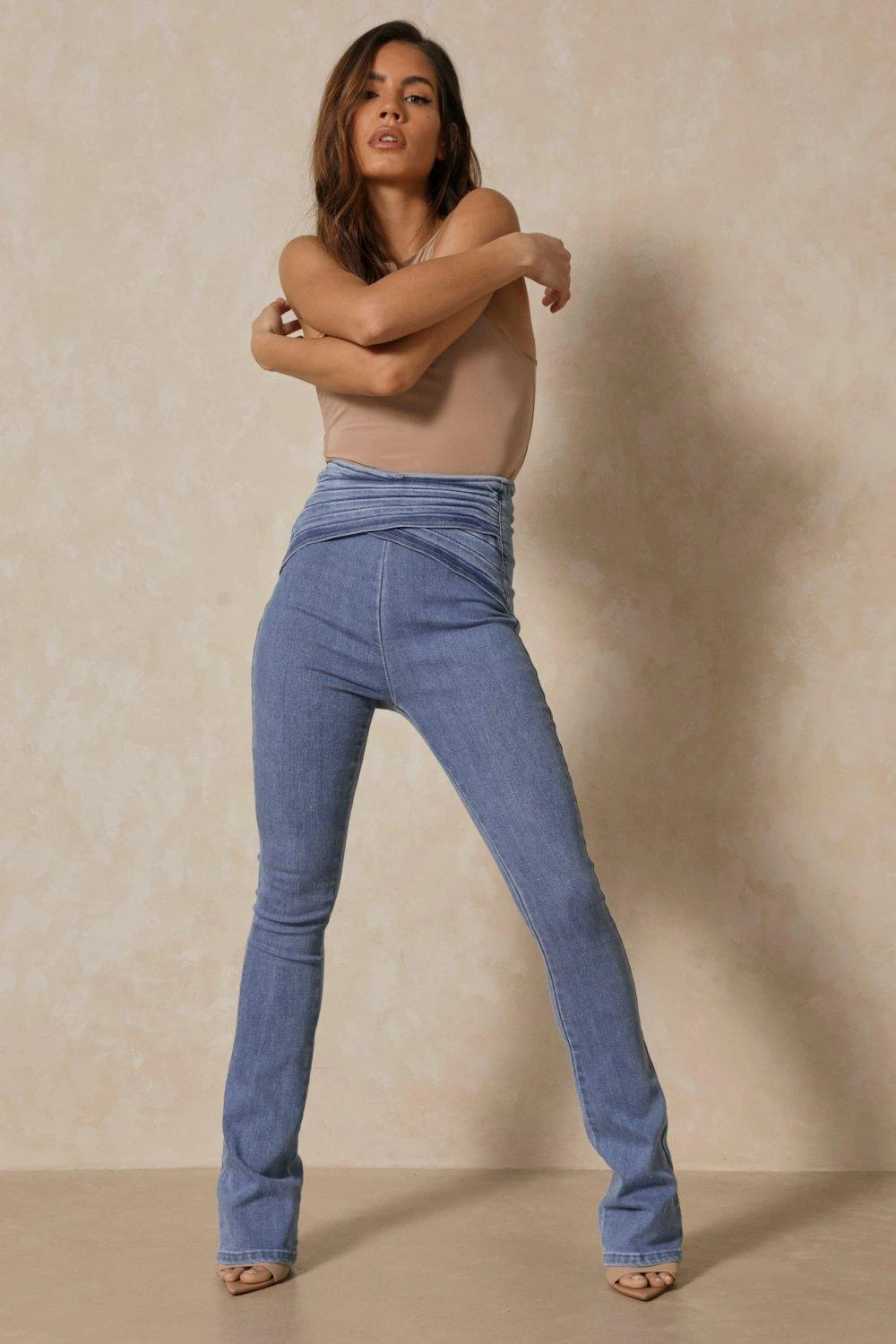 Skinny Kick Flare Gathered Waist Jean 4 Skinny Kick Flare Gathered Waist Jean - Image 4