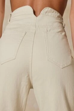 Dip Back Straight Leg Raw Hem Jean -Cheap Dress Store ecru dip back straight leg raw hem jean 3