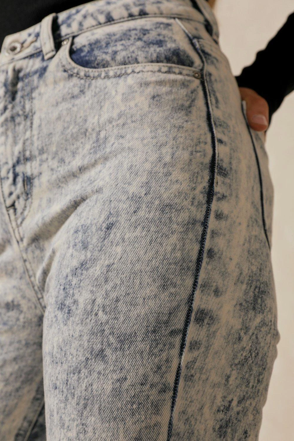 Straight Leg Bleach Jean 2 Straight Leg Bleach Jean - Image 2