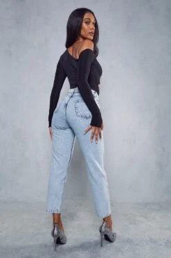 Jewel Detail Mom Jean -Cheap Dress Store light wash jewel detail mom jean 2